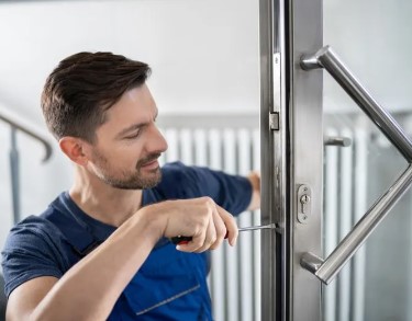 Professional locksmith in Cary